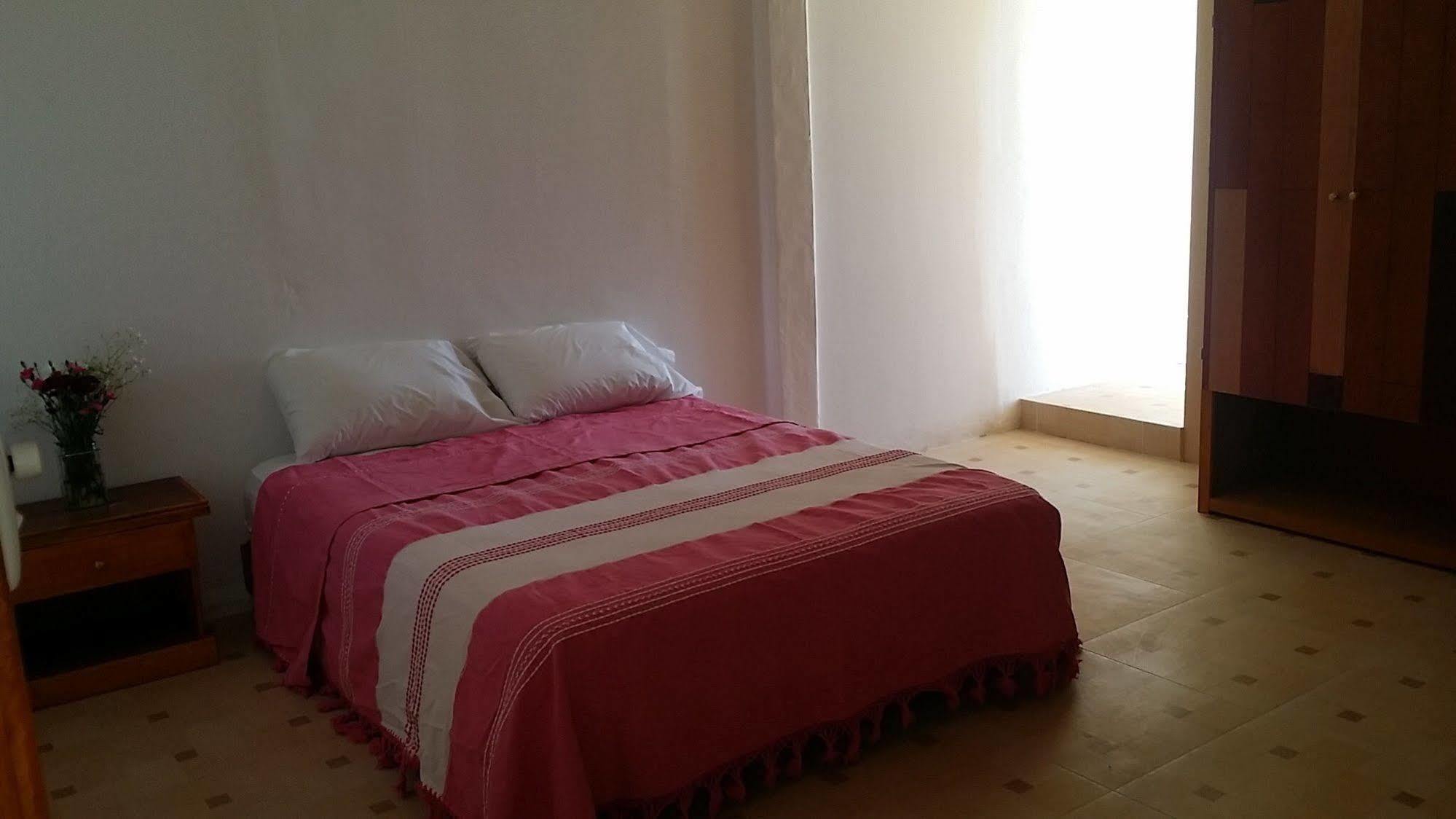 Hotel Neptuno 兹波利特 外观 照片