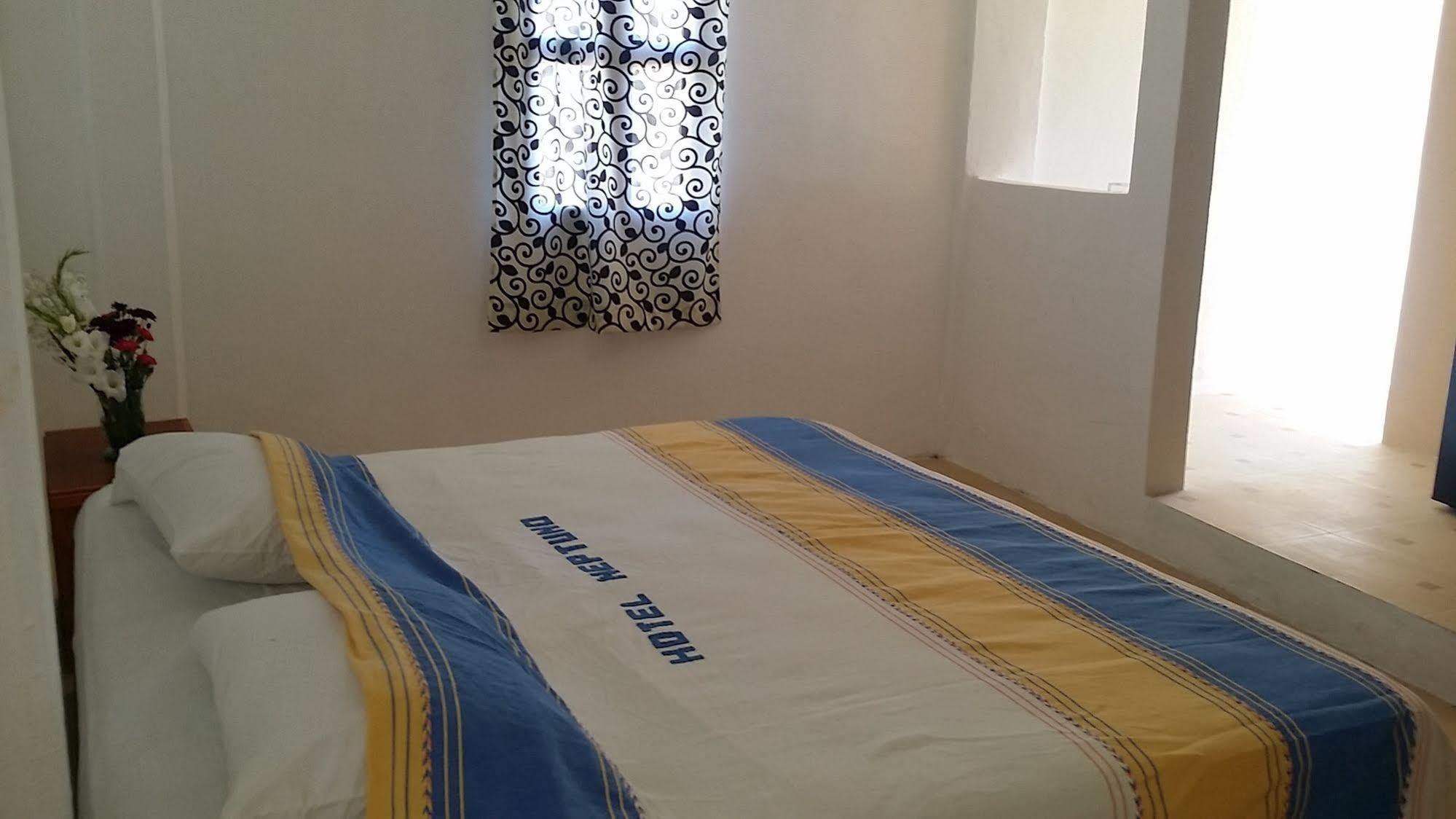 Hotel Neptuno 兹波利特 外观 照片